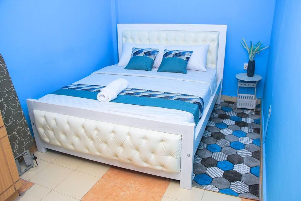 Cozy Homes 1 Bedroom House With Wi-Fi King Size Bed. Free Parking Naivasha Zewnętrze zdjęcie